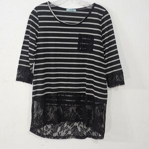 Y2K Selfee Black and White Striped Floral Lace Accent Top Blouse M 3/4 Sleeve